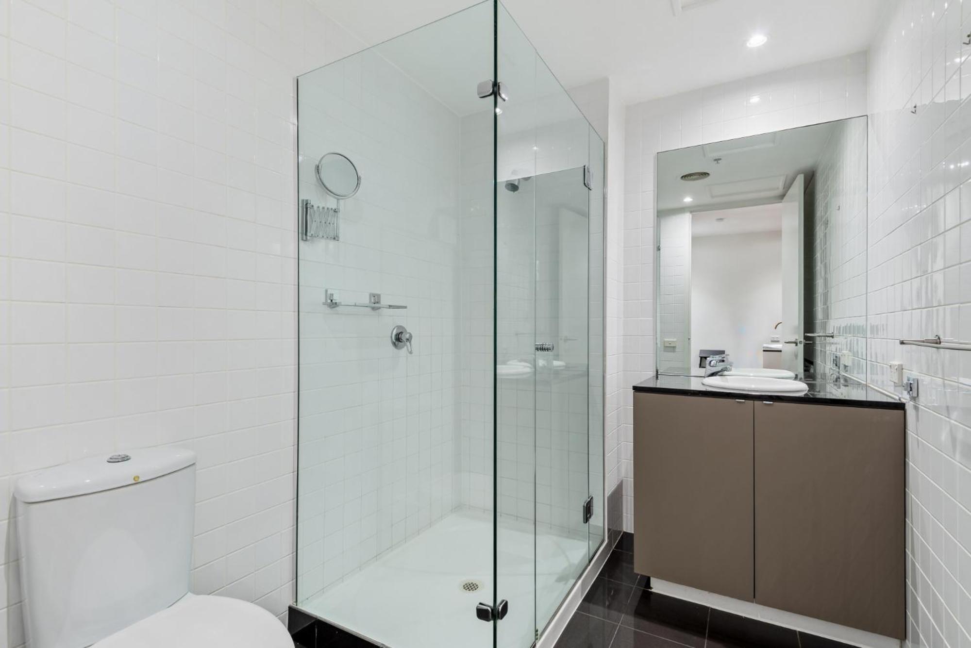 Stylish And Spacious 2-Bed Apartment Melbourne Exterior foto